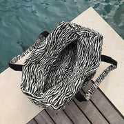 moon-nude-noir-large-duffel-bag---whiteblack-35919453