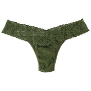 Hanky Panky Signature Lace 5 Pack Low Rise Thongs - Marshmallow/Bliss/Boysenberry/Navy/Macchiato