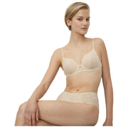 Triumph Amourette Charm Wired Padded Bra - Creamy Dream