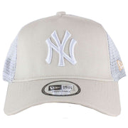 New Era 9FORTY New York Yankees A Frame Trucker Cap - Stone Beige/White